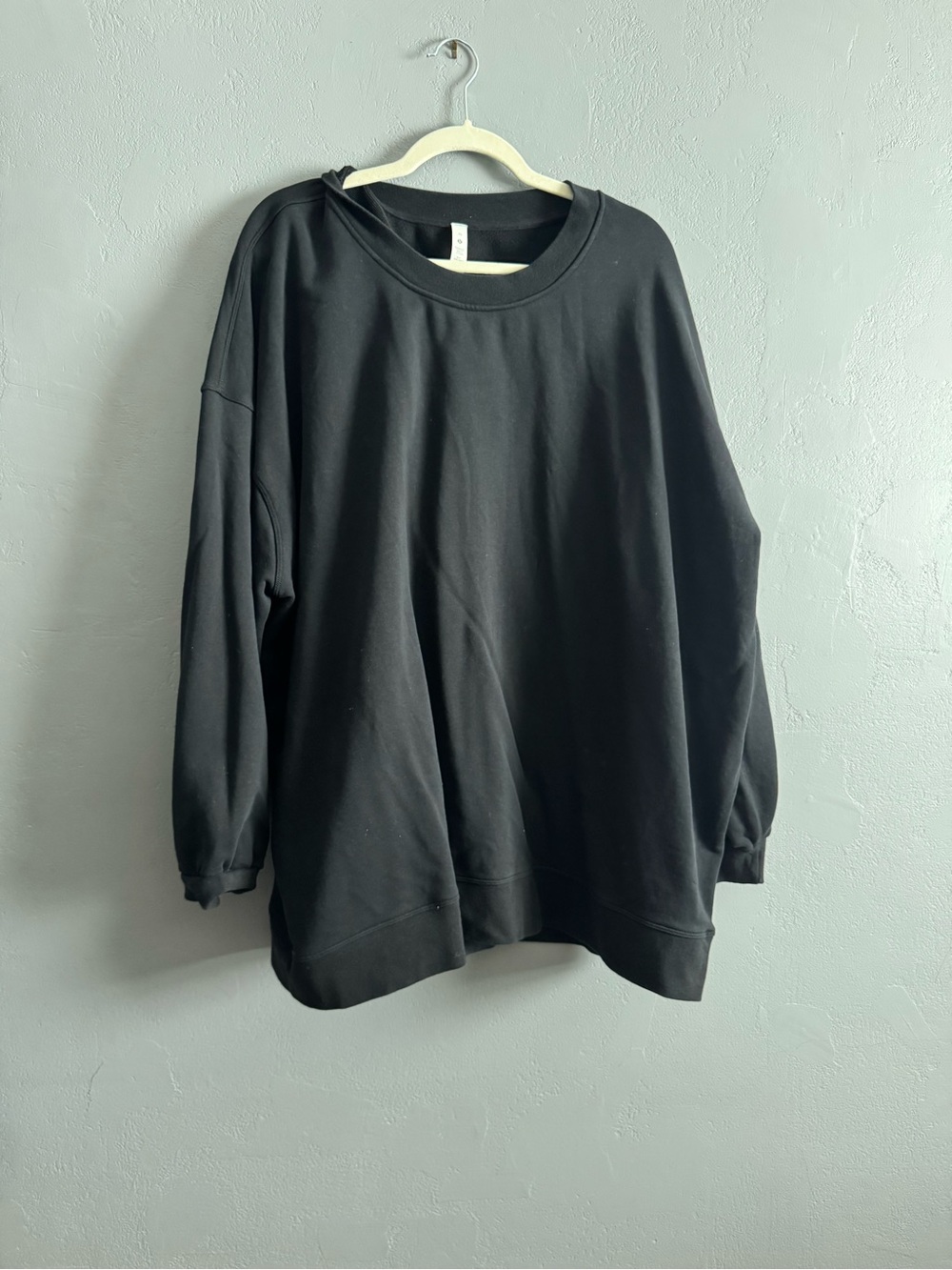 lululemon athletica perfectly oversized crew sweatshirt - Picture 2 of 5